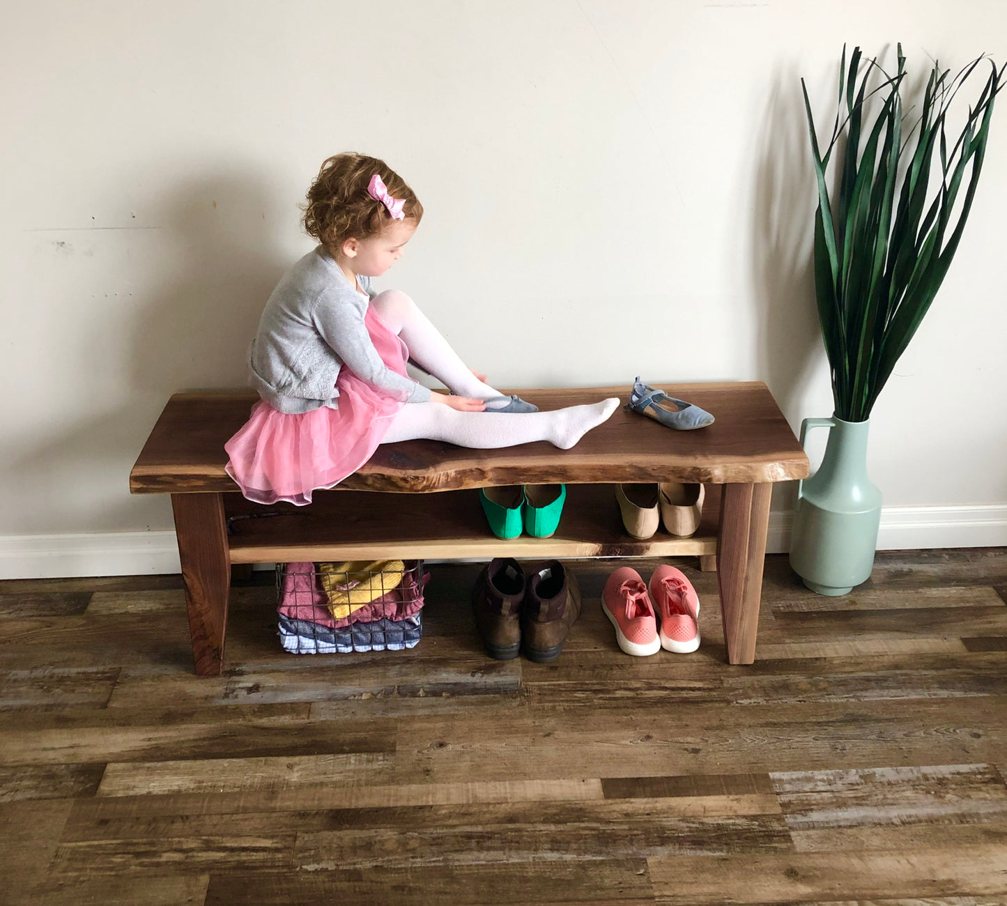 Richvale Bench - Live Edge Entryway Shoe Bench